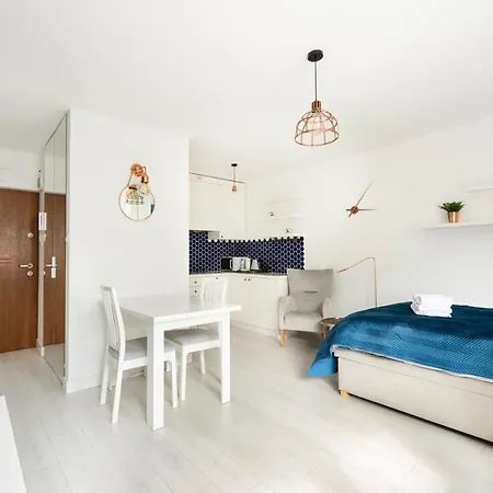 Zlota Blue Modern Warsaw